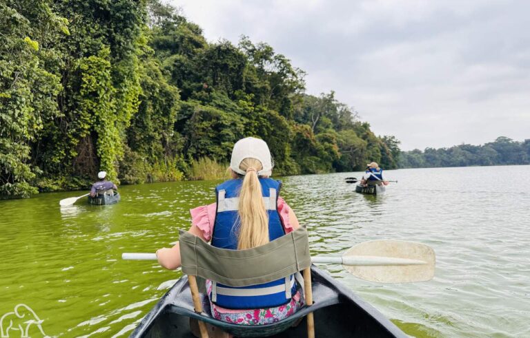 kanovaren op lake duluti activiteit safari tanzania