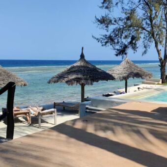 Zanzibar-lodge-bij-het-strand