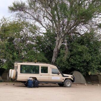 auto van Droomreis Tanzania met bagage
