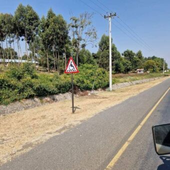 verkeersbord voor oversteekplaats voor rolstoelen