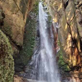 waterval in de buurt vsn Arusha